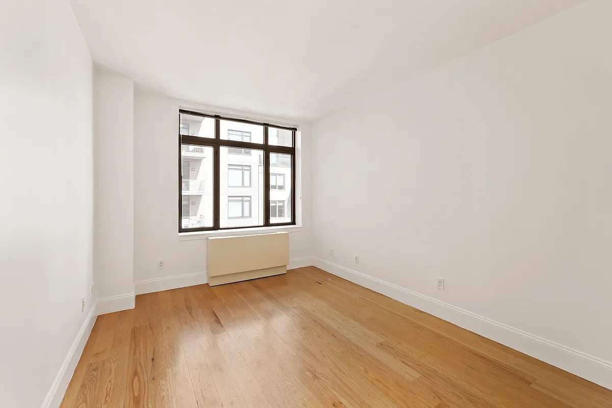 Photo for Verde Chelsea - 125 West 22nd Street Condominium in Chelsea, Manhattan