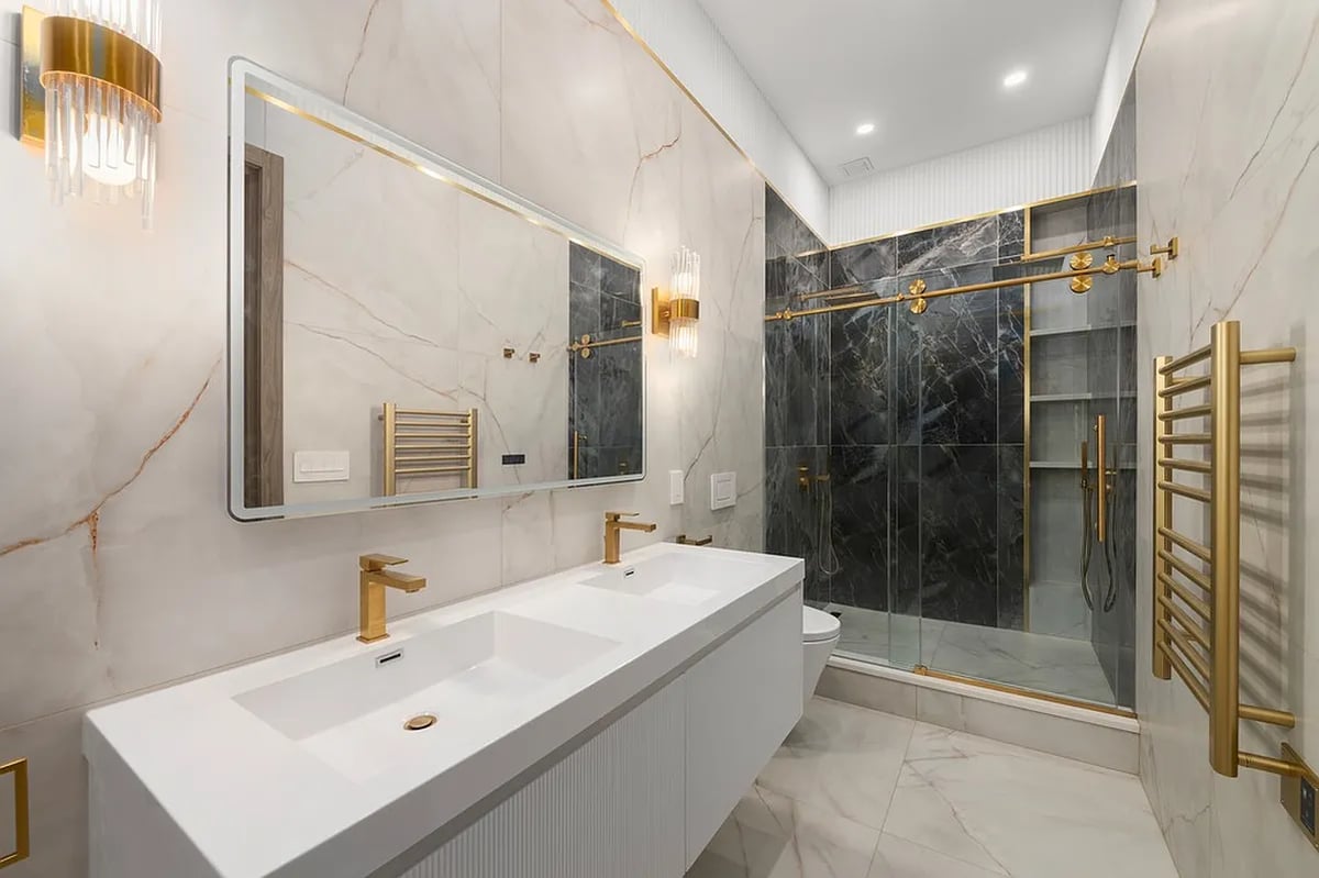 Photo for Park Avenue Court - 120 East 87th Street Condominium in Upper East Side, Manhattan