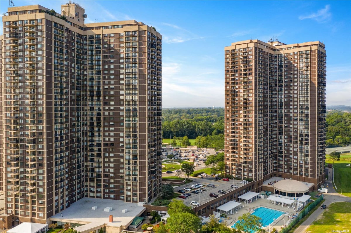 Photo for 269 Grand Central Parkway - 269 Grand Central Parkway Cooperative in Little Neck, Queens