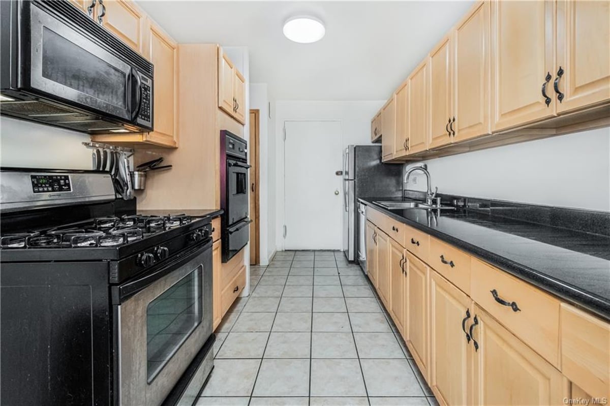 Photo for 2500 Johnson Avenue - 2500 Johnson Avenue Cooperative in West Bronx, Bronx