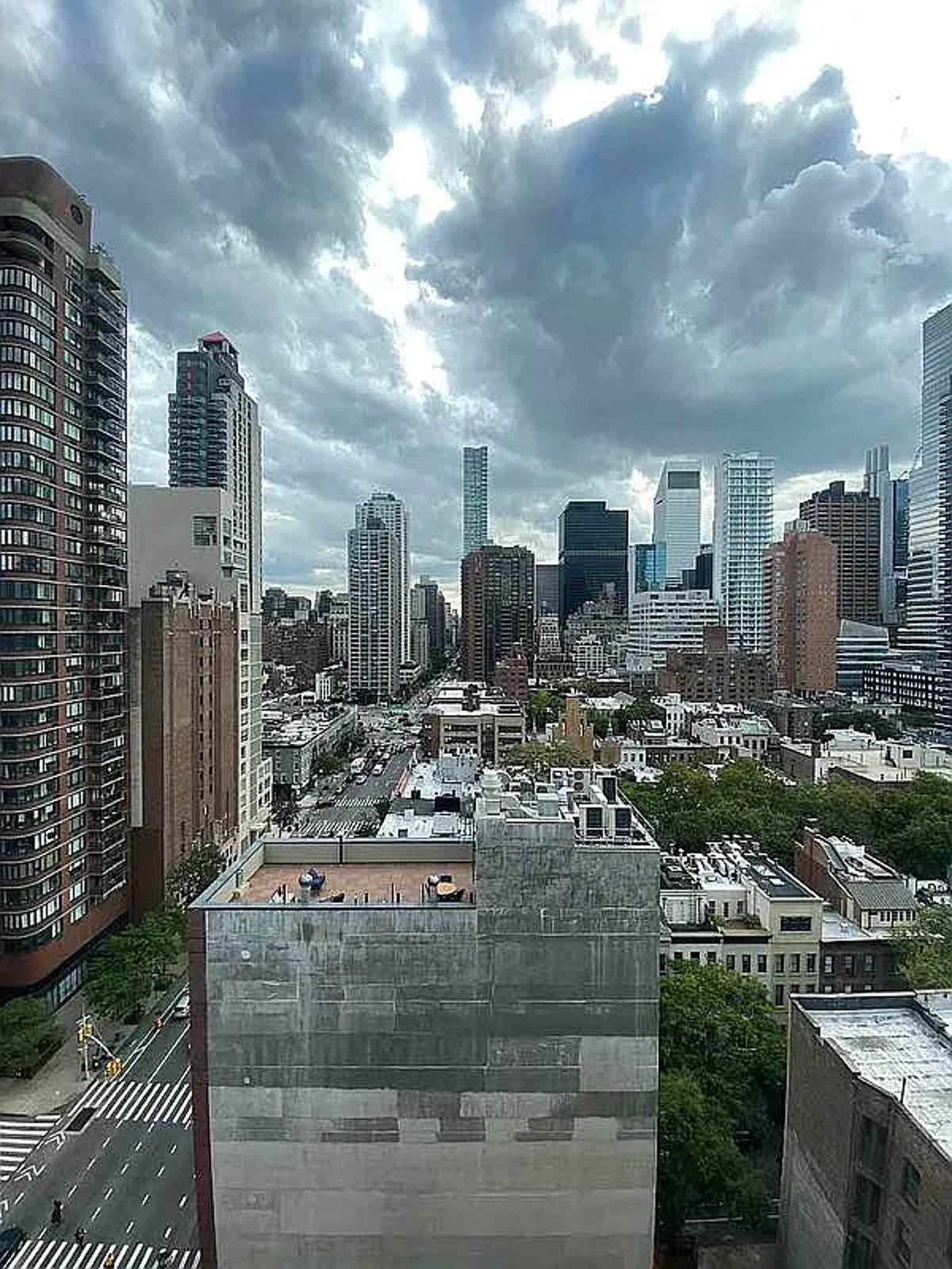 Photo for 250 East 63rd Street - 250 East 63rd Street Rental Building in Lenox Hill, Manhattan
