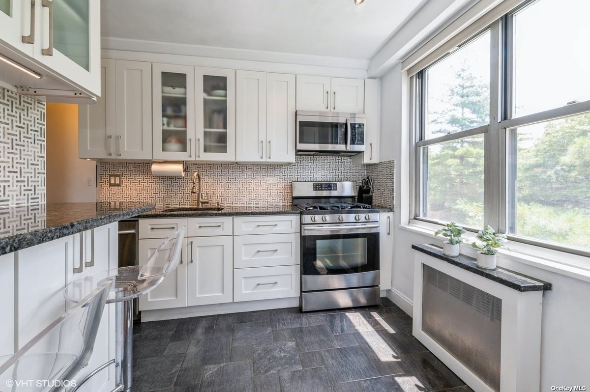 Photo for Gerard Towers - 70-25 Yellowstone Boulevard Cooperative in Forest Hills, Queens