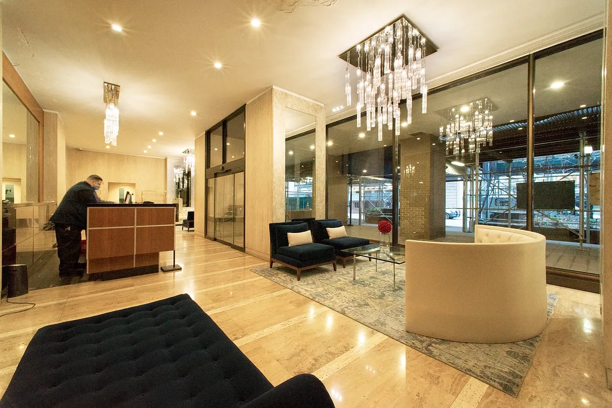 Photo for Tower 58 - 58 West 58th Street Condominium in Midtown, Manhattan