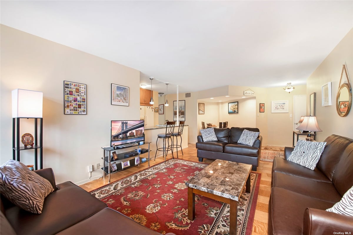 Photo for The Murray Hill Crescent - 225 East 36th Street Cooperative in Murray Hill, Manhattan