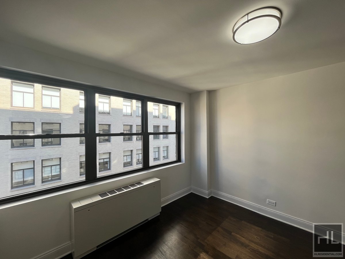 Photo for Mayfair Fifth - 96 5th Avenue Rental Building in Flatiron, Manhattan