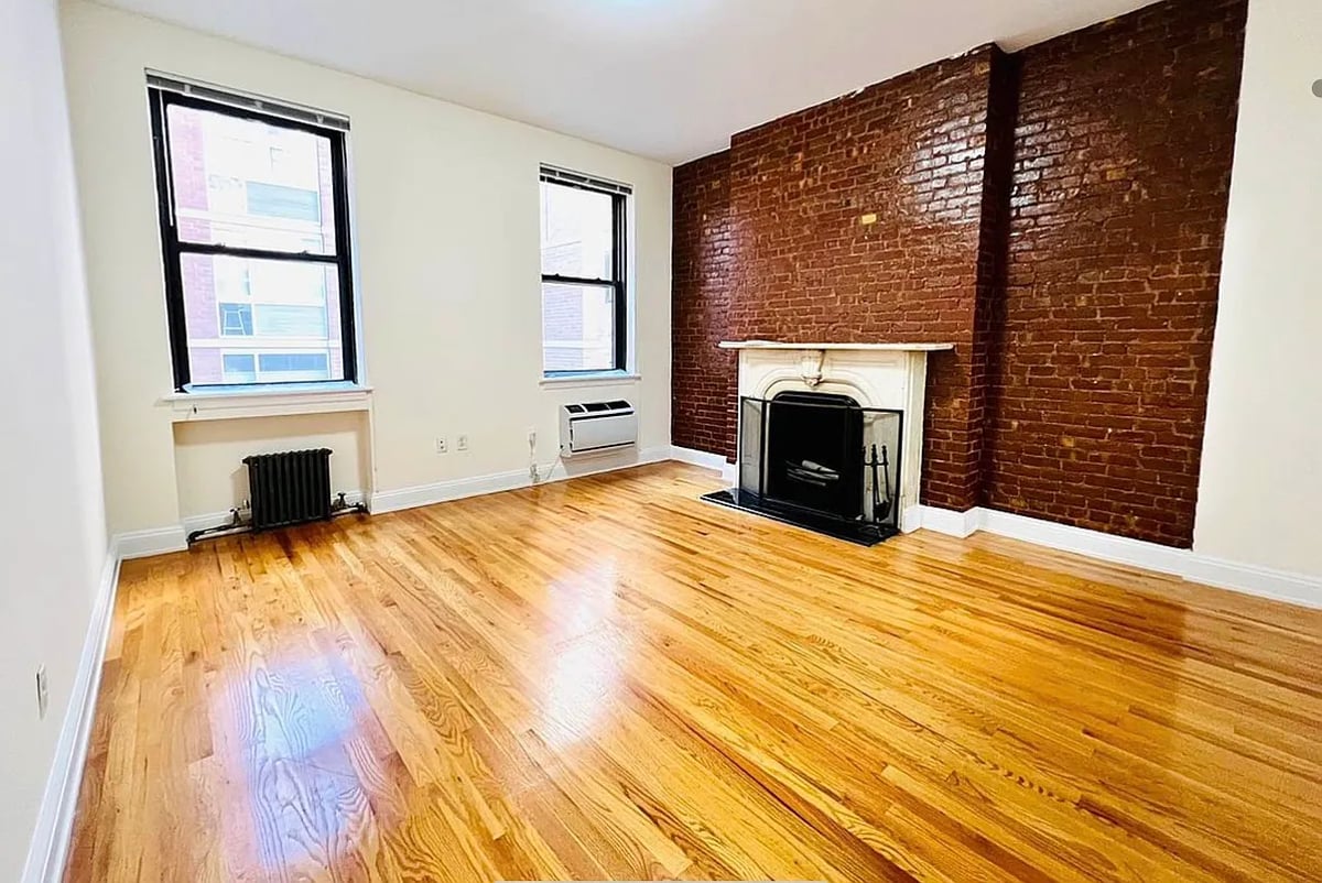 Photo for 130 East 24 Street - 130 East 24th Street Rental Building in Flatiron, Manhattan