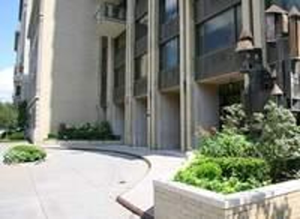Photo for 985 5th AVENUE - 985 5th Avenue Rental Building in Upper East Side, Manhattan