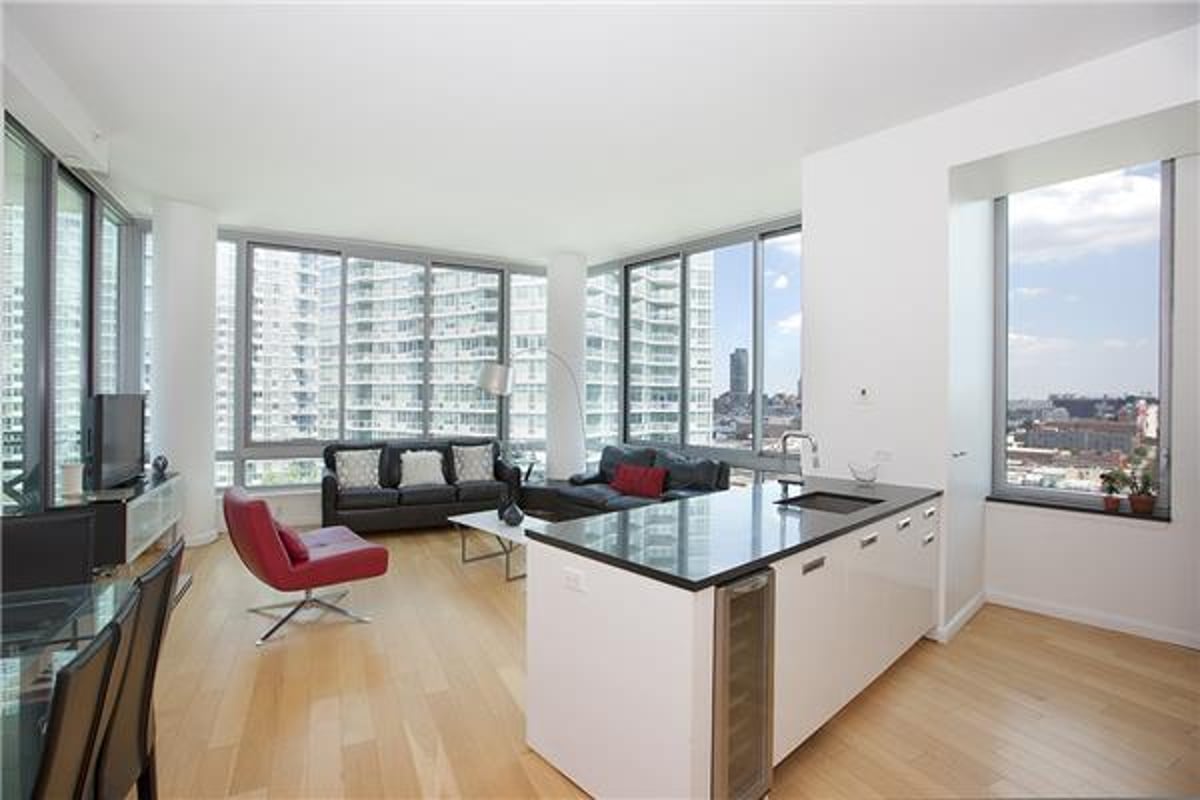 Photo for The View at East Coast - 46-30 Center Boulevard Condominium in Long Island City, Queens