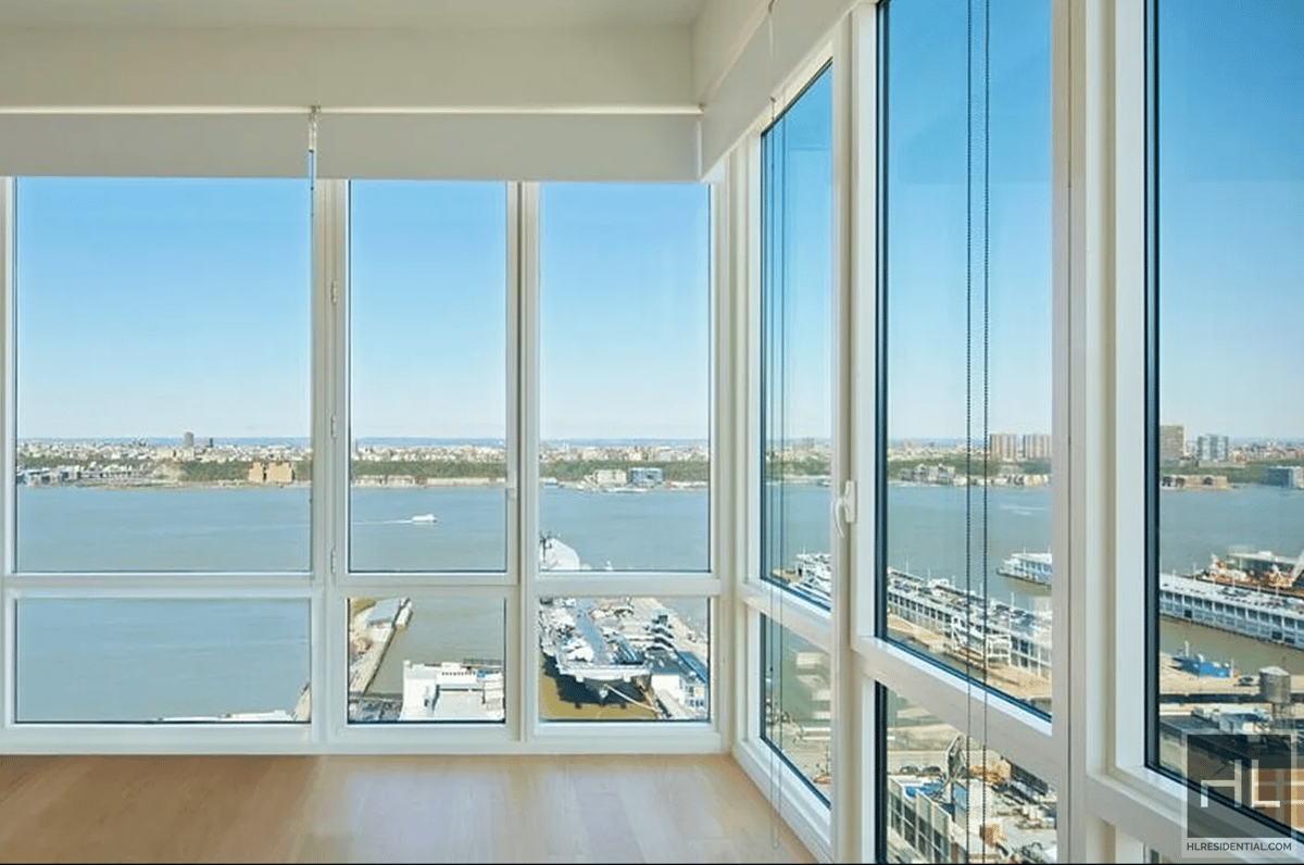 Photo for Gotham West - 550 West 45th Street Condominium in Hell's Kitchen, Manhattan