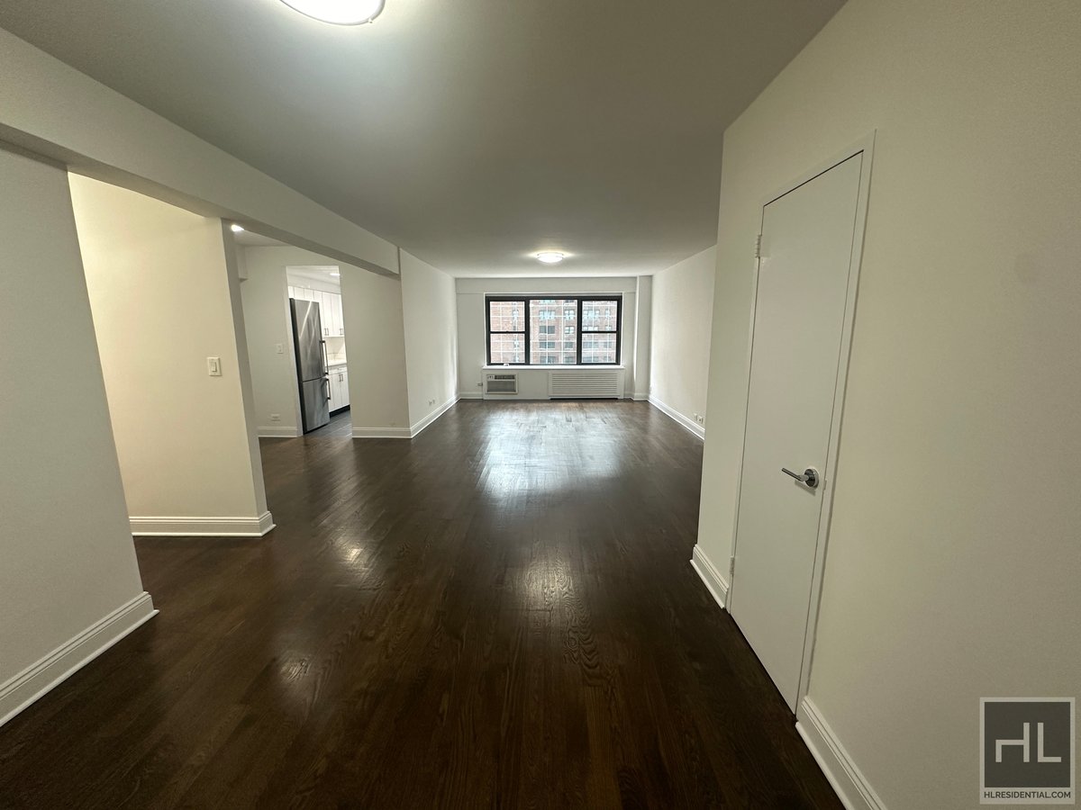 Photo for 157 EAST 57th - 157 East 57th Street Rental Building in Sutton Place, Manhattan