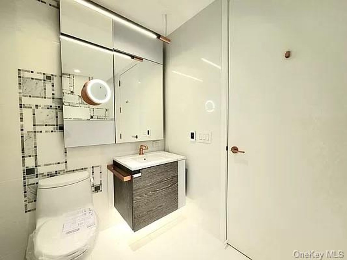 Photo for Brooklyn Point - 1 City Point Condominium in Downtown Brooklyn, Brooklyn