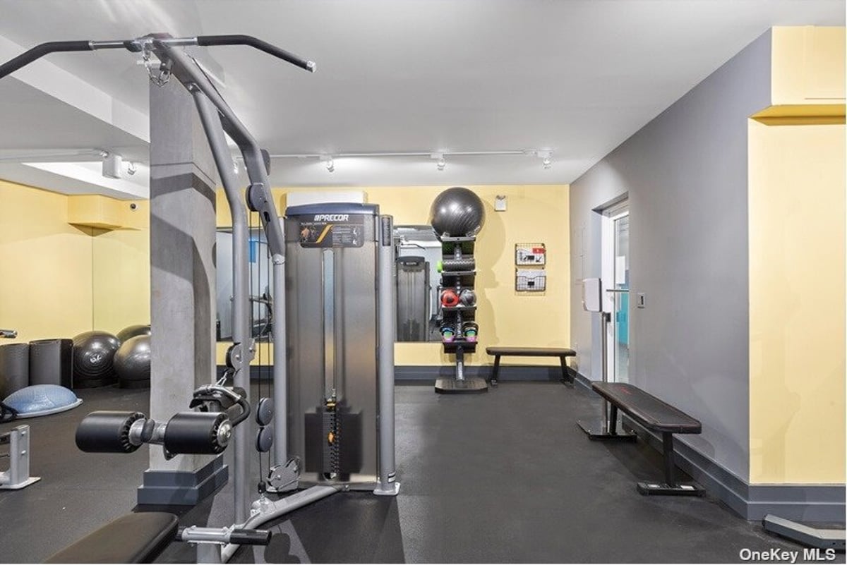 Photo for Washington Plaza - 73-12 35th Avenue Cooperative in Jackson Heights, Queens