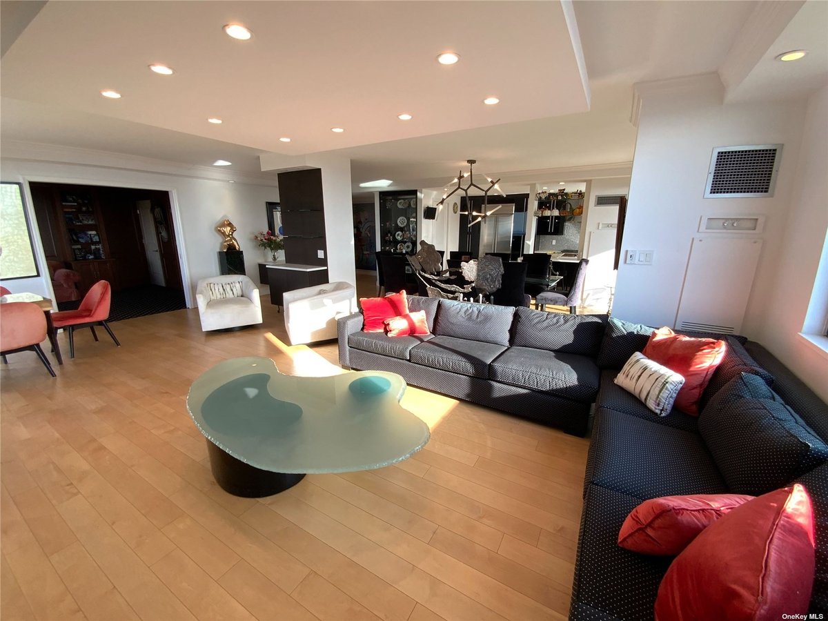 Photo for 269 Grand Central Parkway - 269 Grand Central Parkway Cooperative in Little Neck, Queens