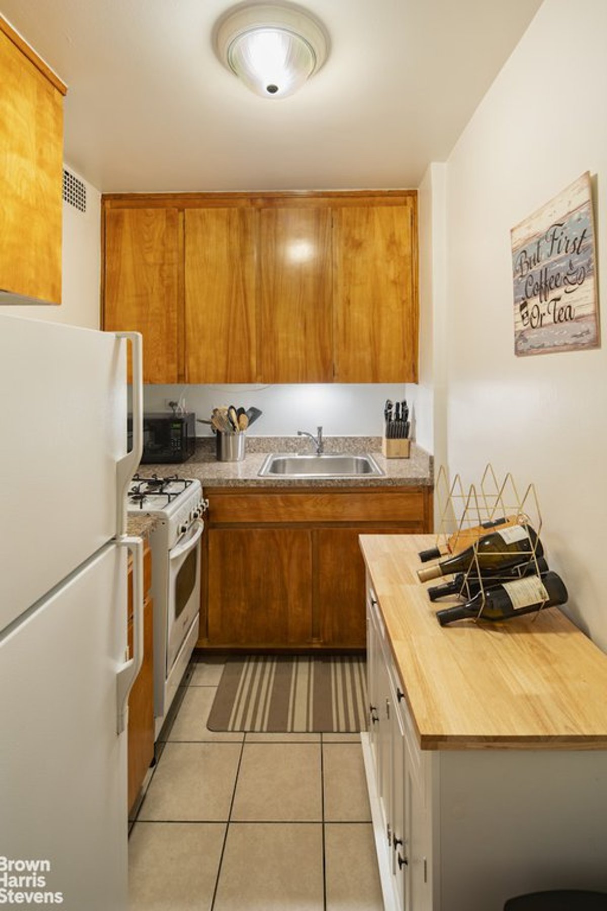 Photo for The Hamilton - 305 East 40th Street Cooperative in Turtle Bay, Manhattan