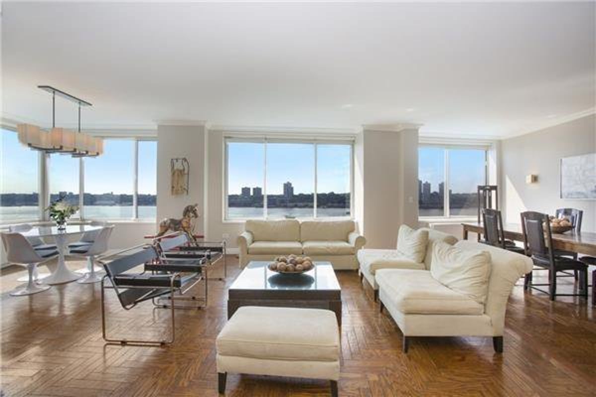 Photo for Trump Place - 200 Riverside Boulevard Condominium in Lincoln Square, Manhattan