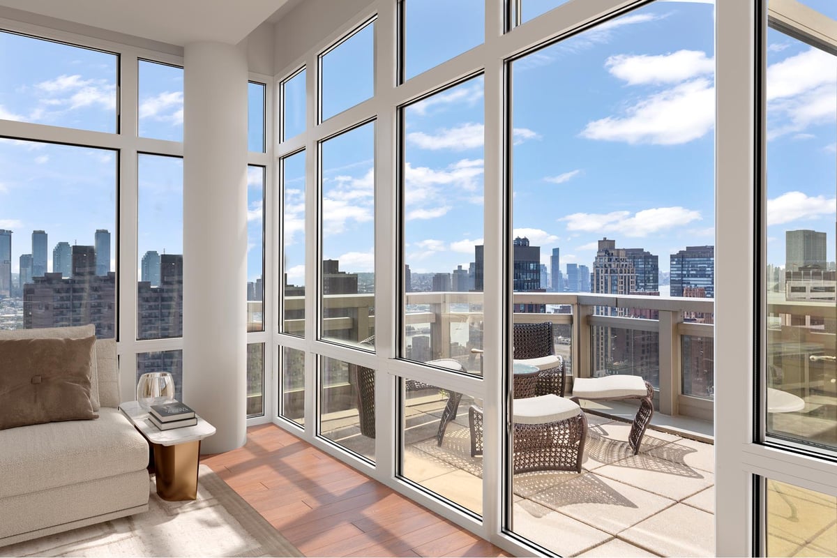 Photo for Milan Condominium - 300 East 55th Street Condominium in Midtown East, Manhattan