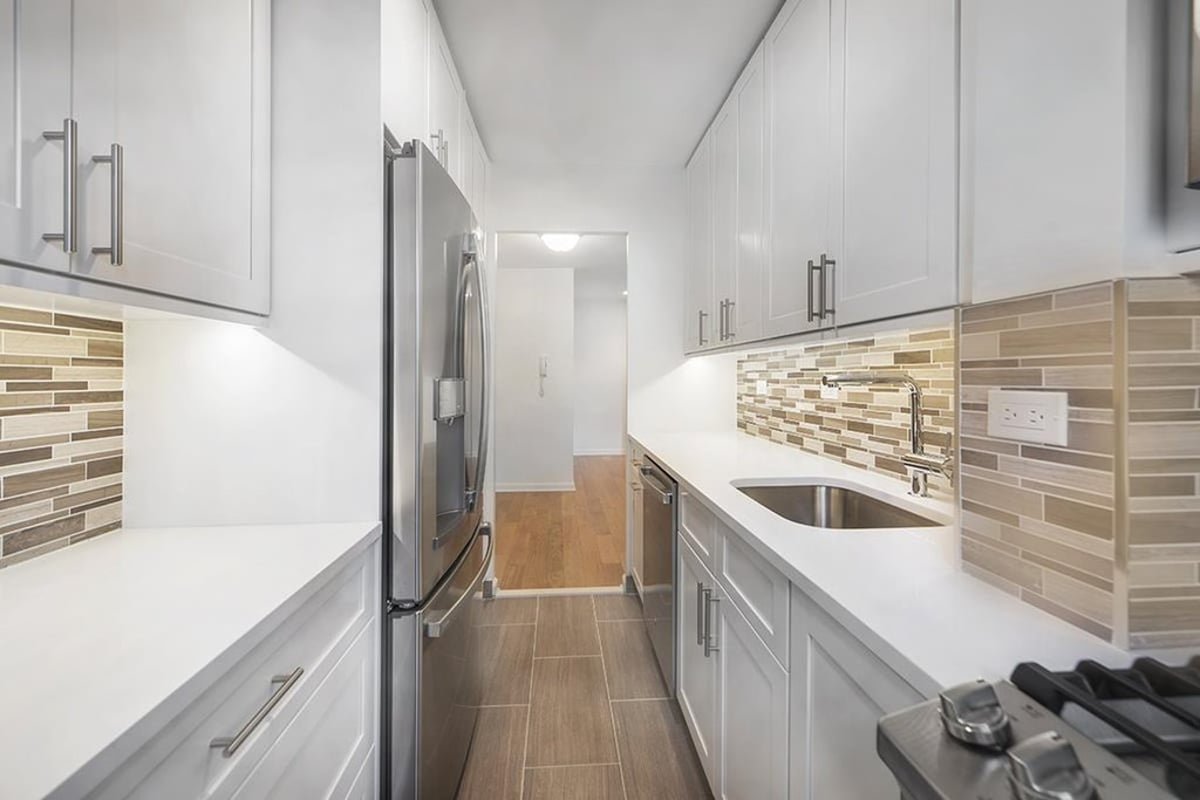 Photo for The Eastmore - 240 East 76th Street Condominium in Upper East Side, Manhattan