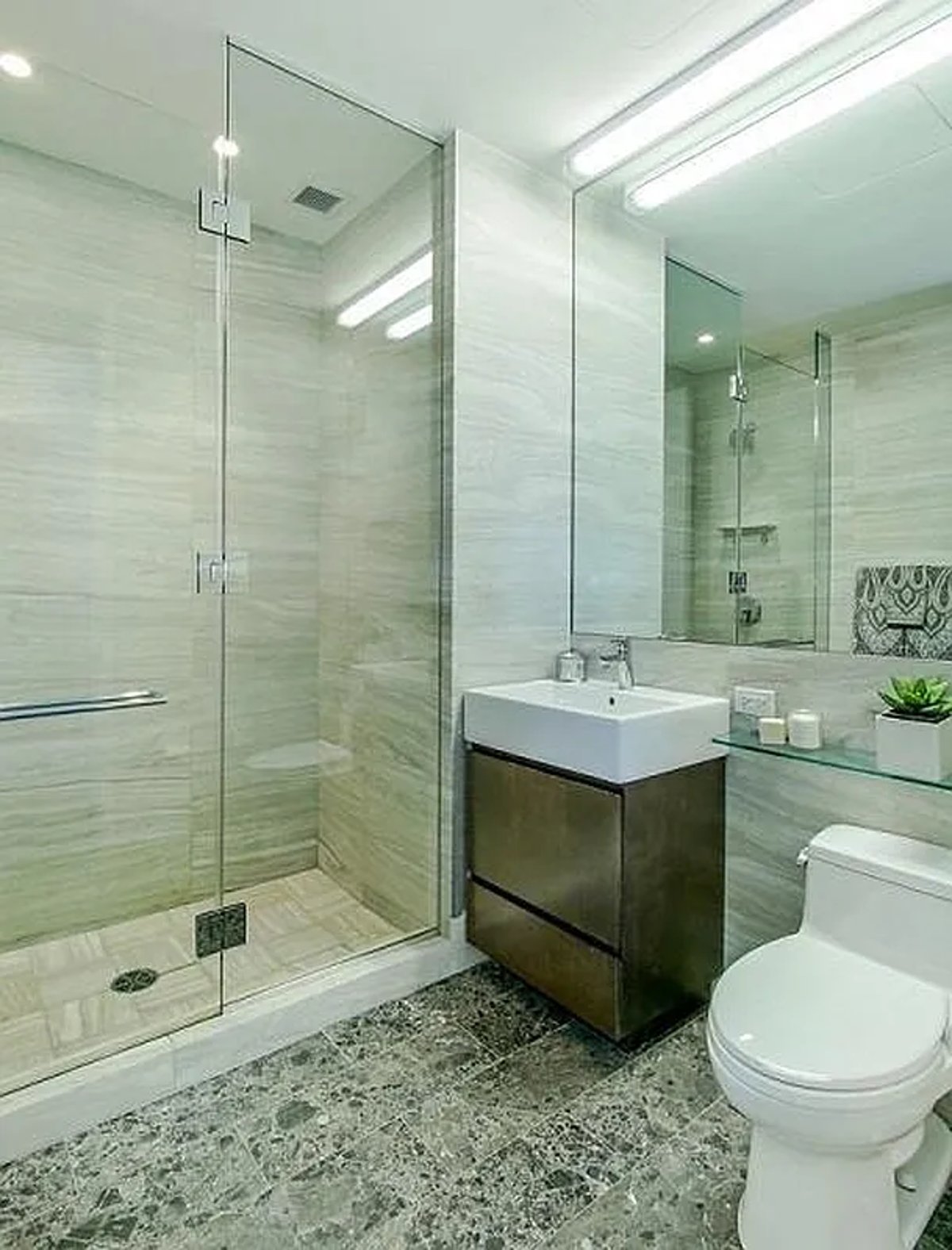 Photo for One Sixty Madison - 160 Madison Avenue Condominium in Midtown, Manhattan