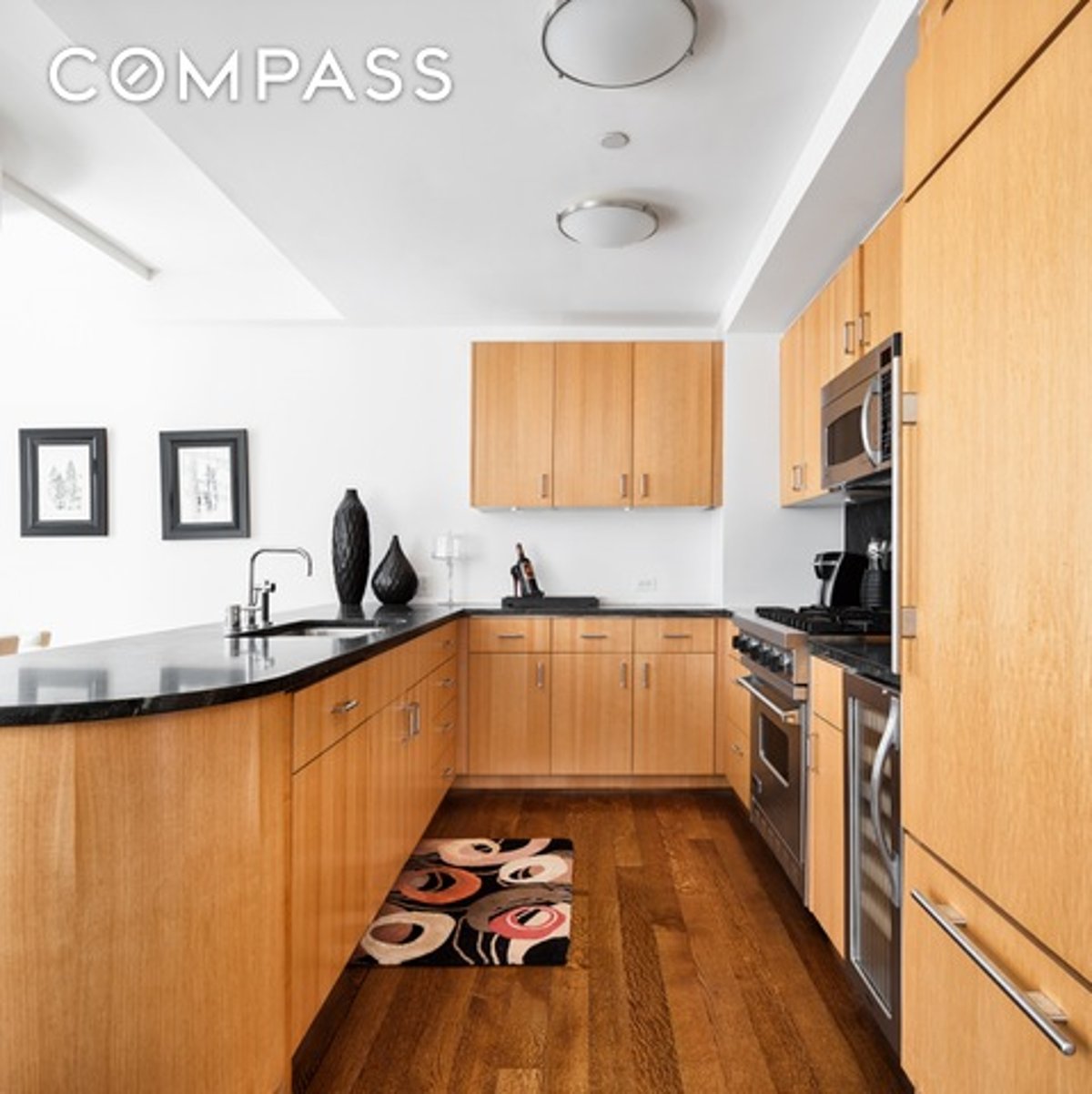 Photo for Windsor Park - 100 West 58th Street Condominium in Midtown, Manhattan