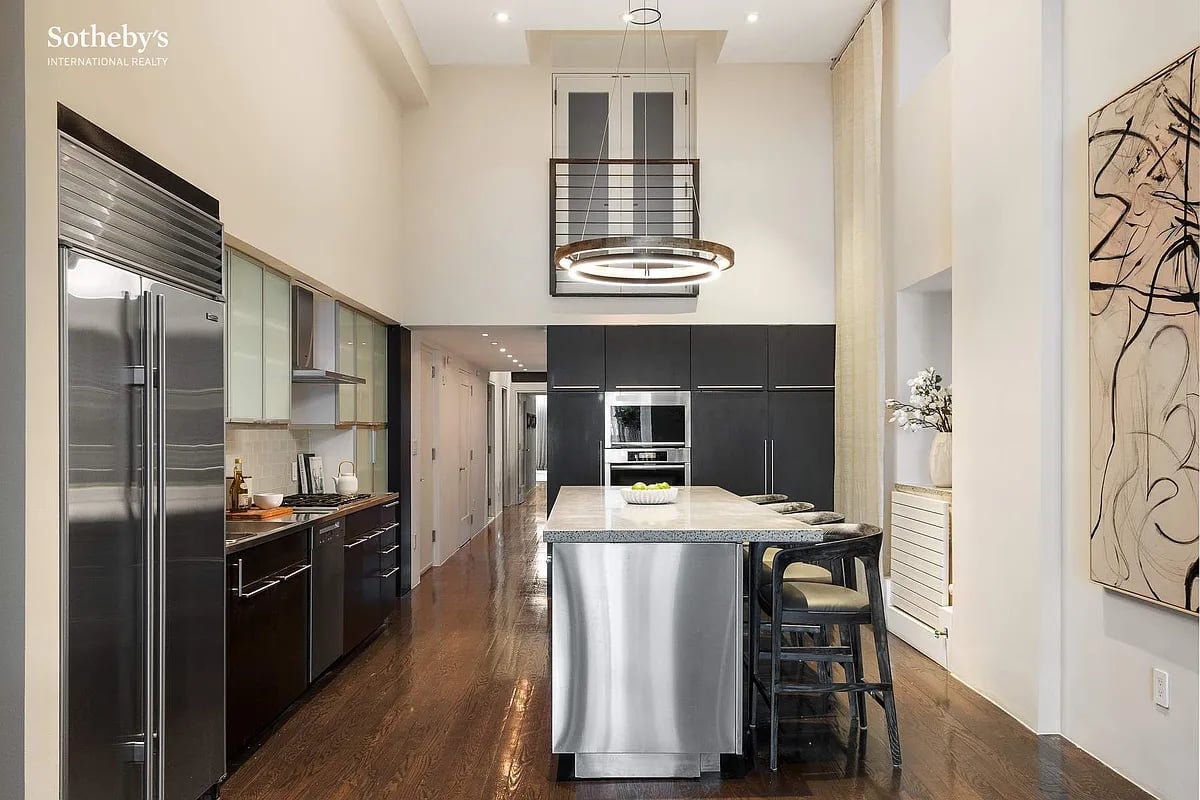 Photo for 354 BROADWAY - 354 Broadway Condominium in Tribeca, Manhattan