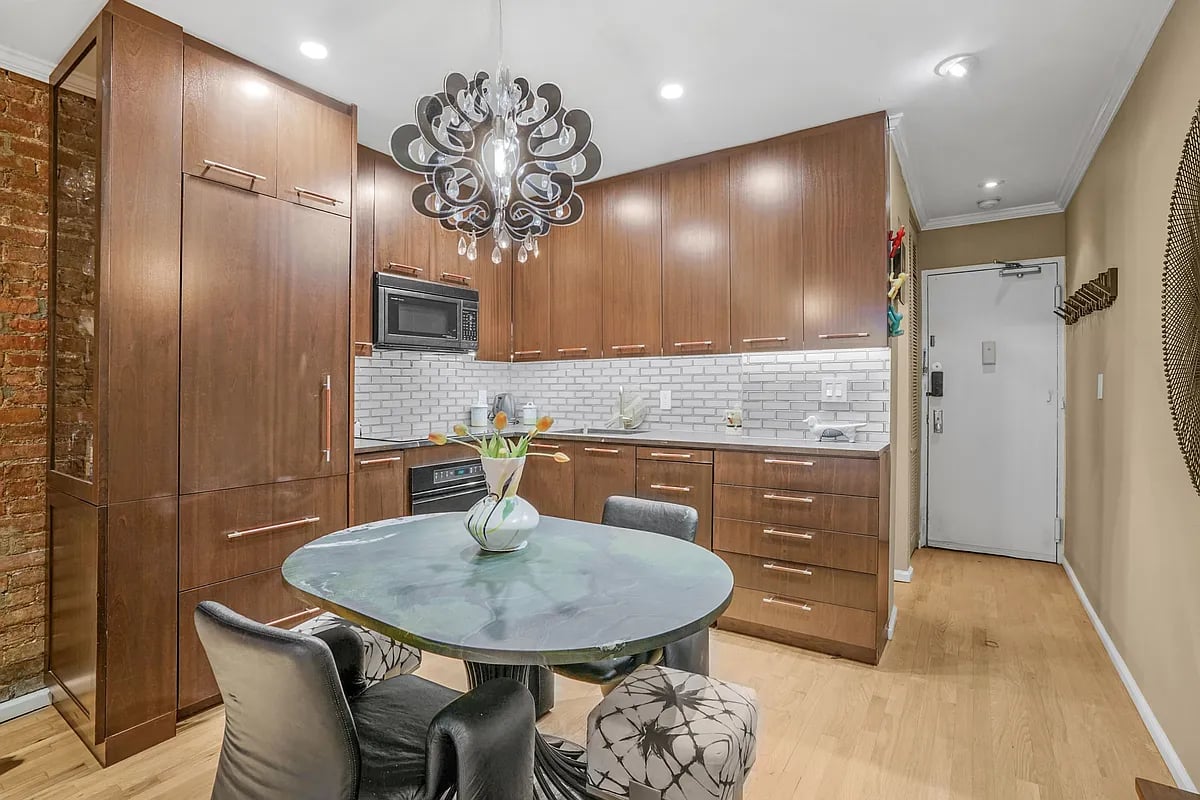 Photo for 354 West 23rd Street - 354 West 23rd Street Cooperative in Chelsea, Manhattan