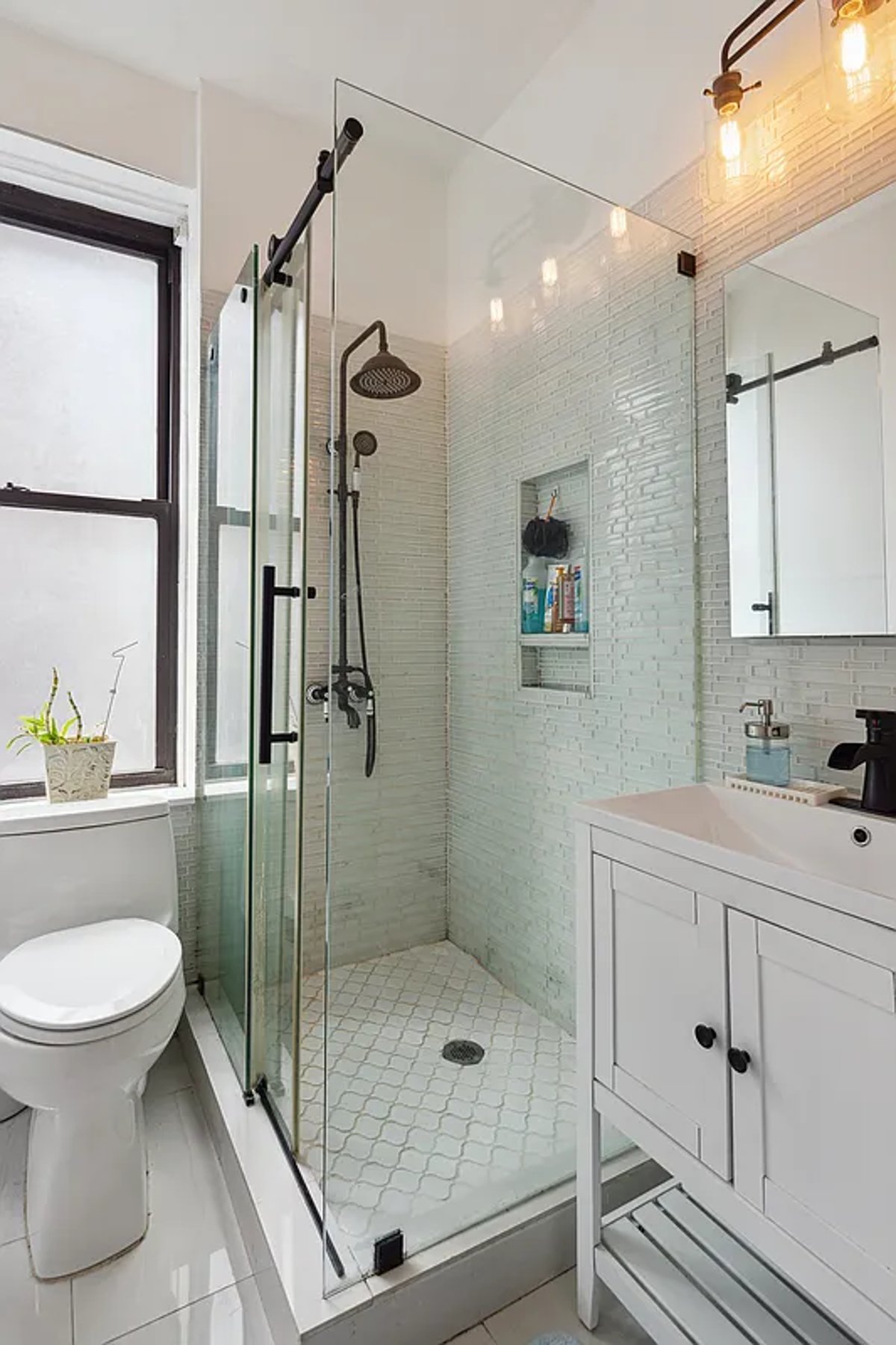 Photo for The Riviera - 790 Riverside Drive Cooperative in Washington Heights, Manhattan