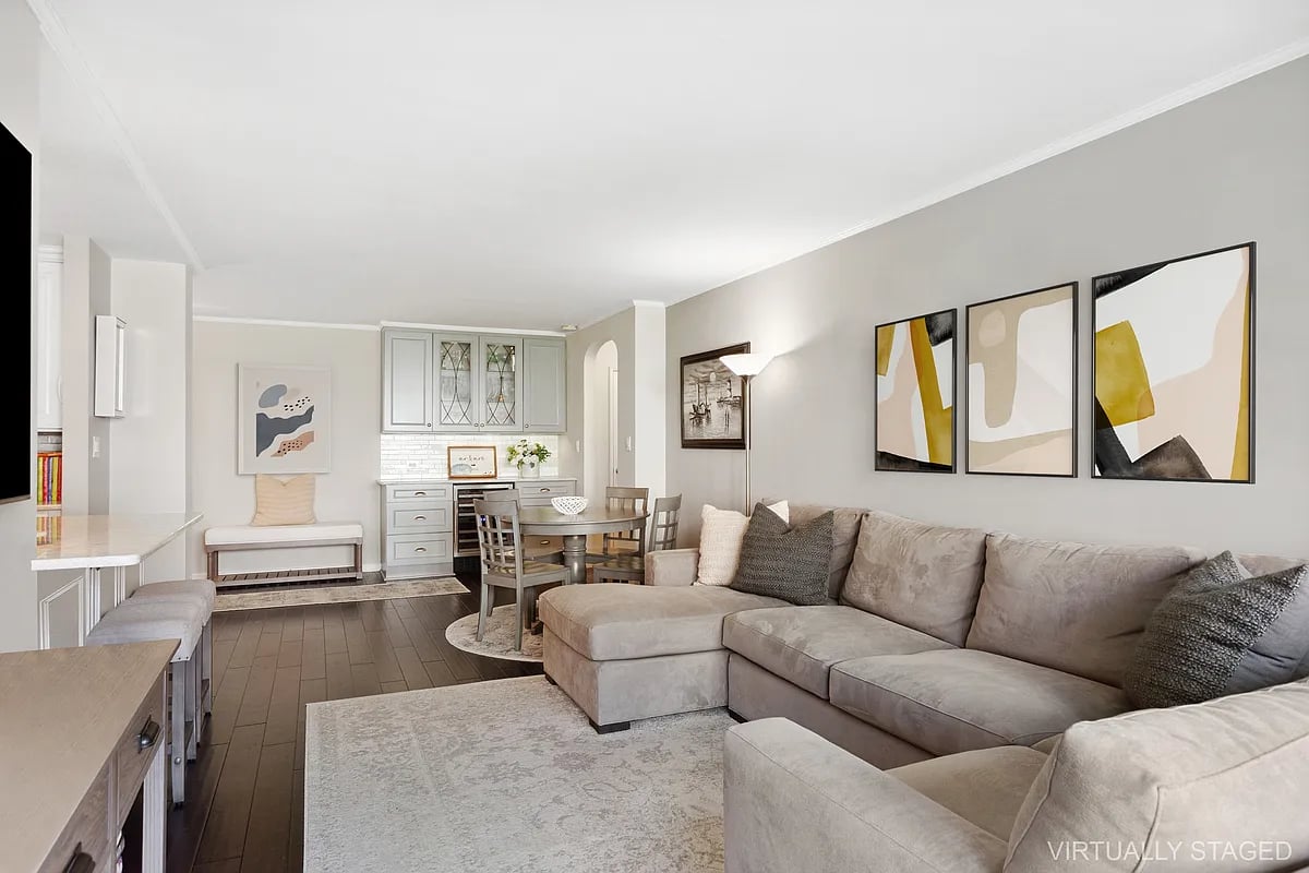 Photo for Sutton Gardens - 420 East 55th Street Cooperative in Midtown East, Manhattan