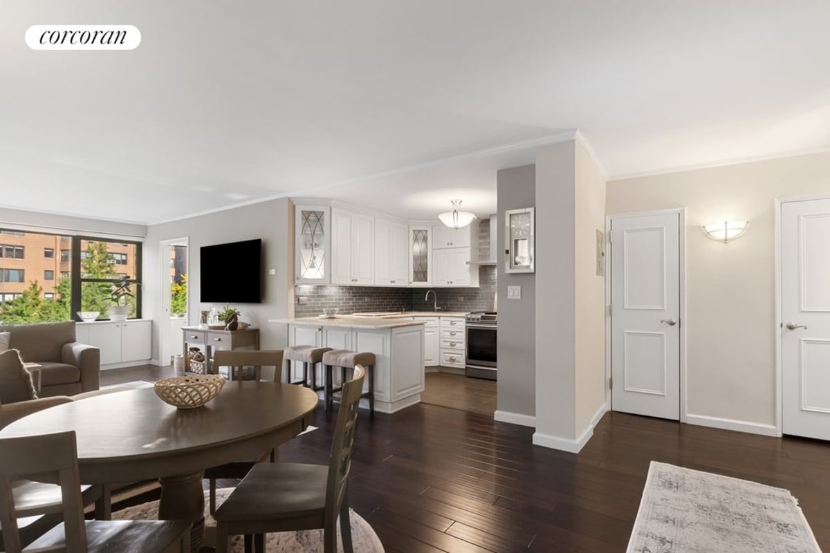 Photo for Sutton Gardens - 420 East 55th Street Cooperative in Midtown East, Manhattan