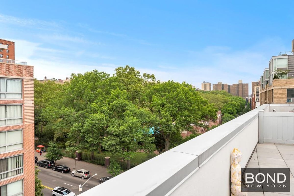 Photo for Bradhurst Court - 300 West 145th Street Condominium in Central Harlem, Manhattan