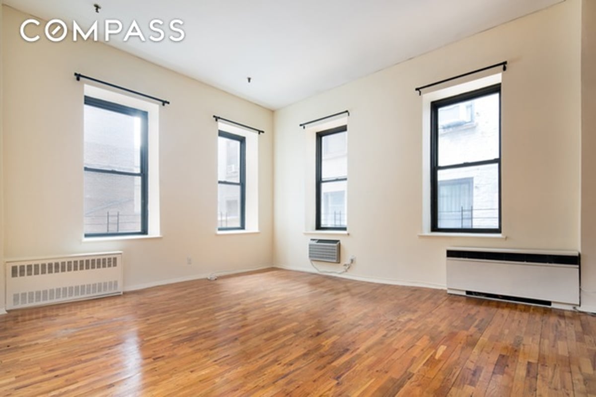Photo for 324 Pearl Street - 324 Pearl Street Condominium in Financial District, Manhattan