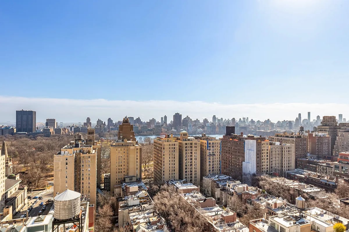 Photo for Columbus House - 95 West 95th Street Rental Building in Upper West Side, Manhattan