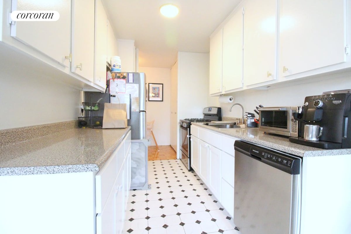 Photo for Cooper Gramercy - 401 2nd Avenue Rental Building in Kips Bay, Manhattan