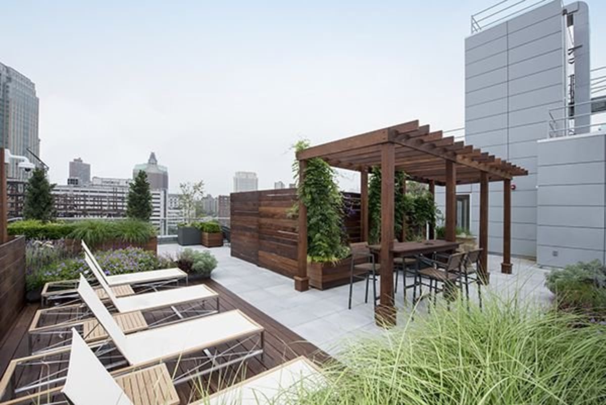 Photo for 85 FLATBUSH AVENUE EXTE - 85 Flatbush Avenue Exte Condominium in Bridge Plaza, Brooklyn