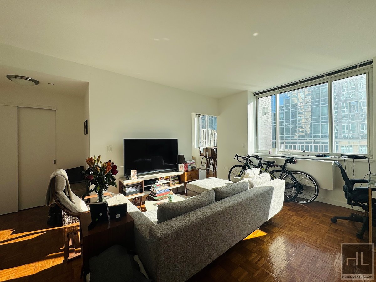 Photo for 33 West End Avenue - 33 West End Avenue Condominium in Lincoln Square, Manhattan