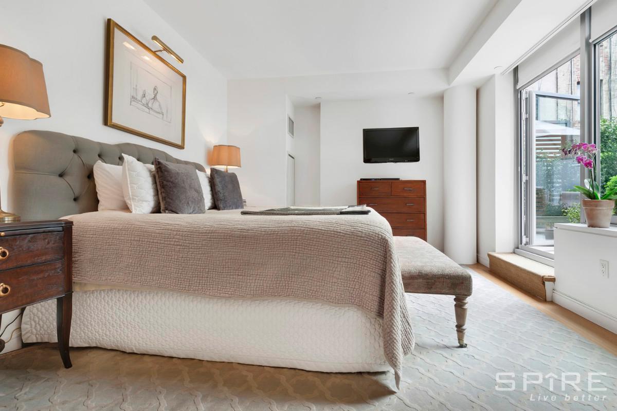 Photo for 303 East 33rd Street - 303 East 33rd Street Condominium in Murray Hill, Manhattan