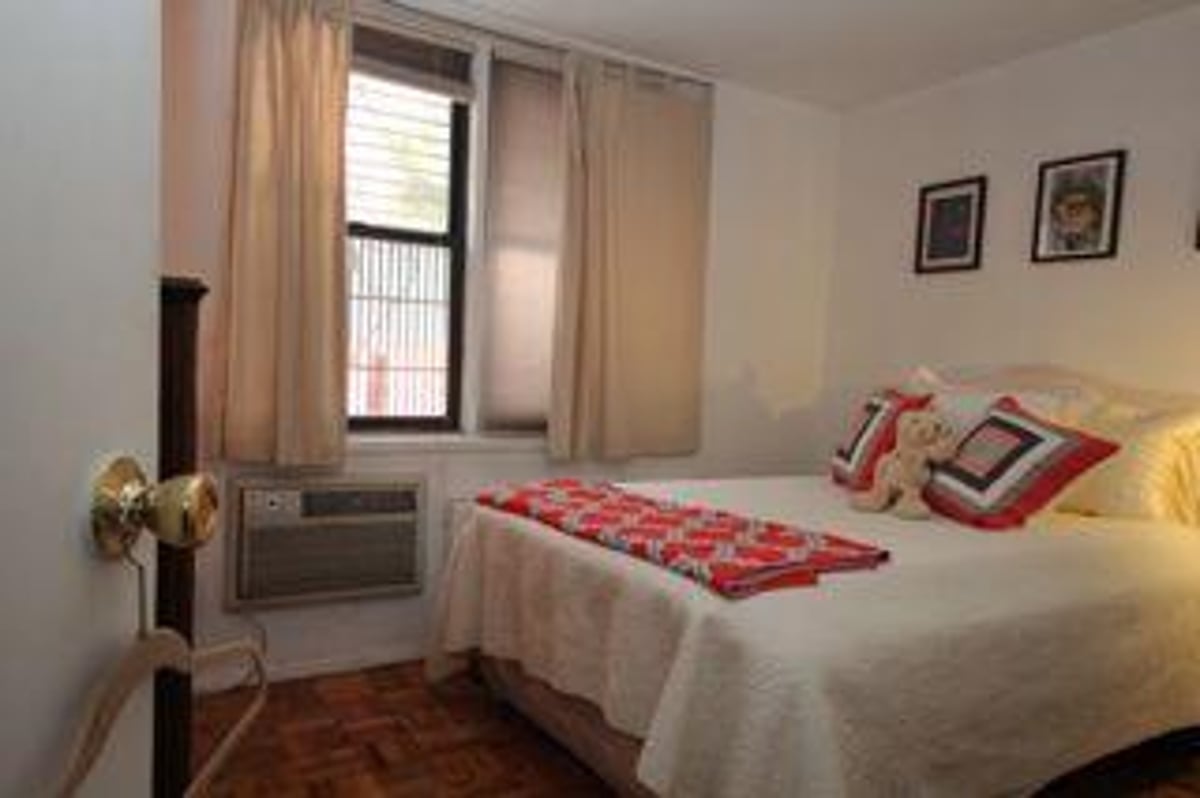 Photo for 165 Christopher Street - 165 Christopher Street Cooperative in West Village, Manhattan