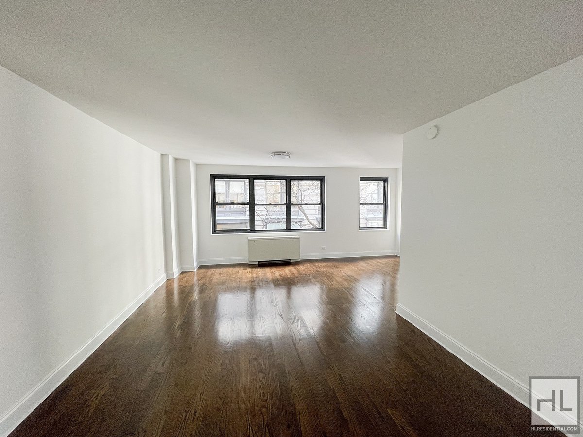 Photo for Mayfair Fifth - 96 5th Avenue Rental Building in Flatiron, Manhattan