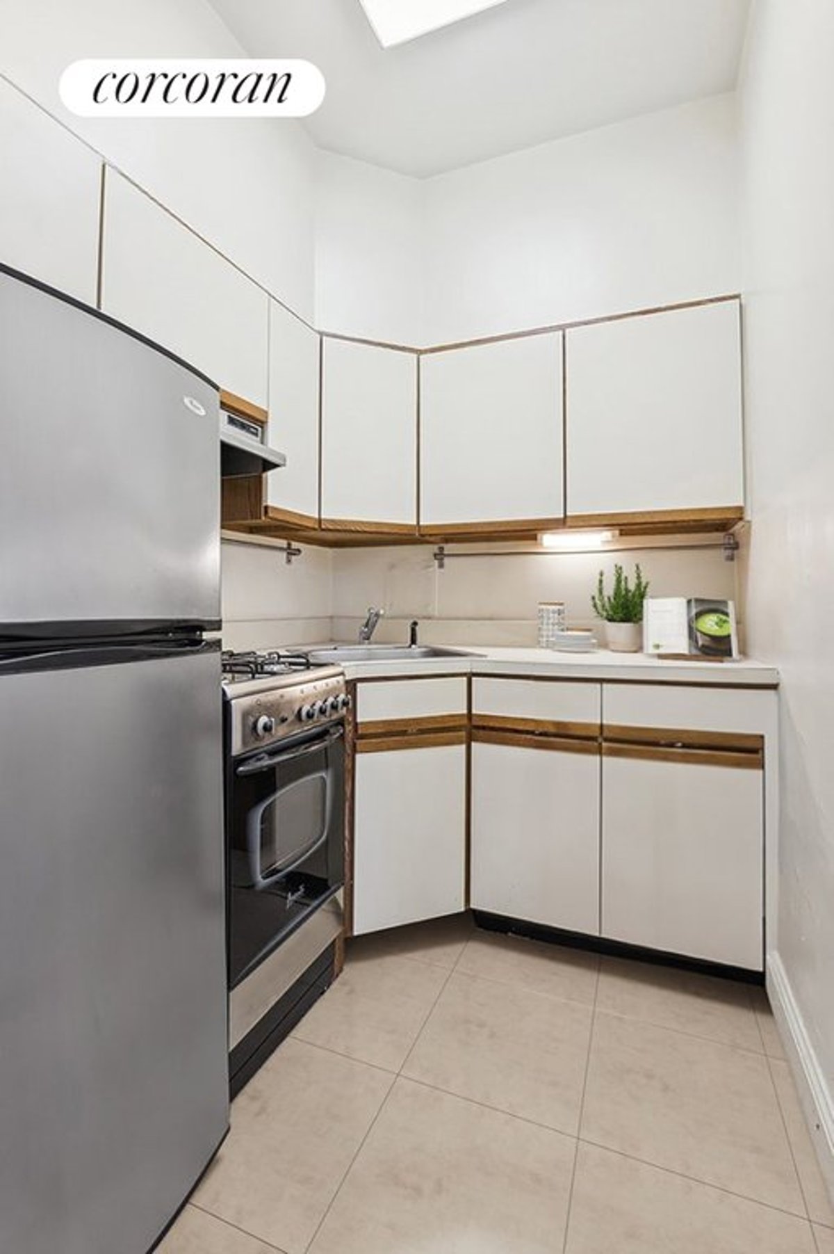 Photo for Blair House - 200 East 58th Street Condominium in Midtown East, Manhattan