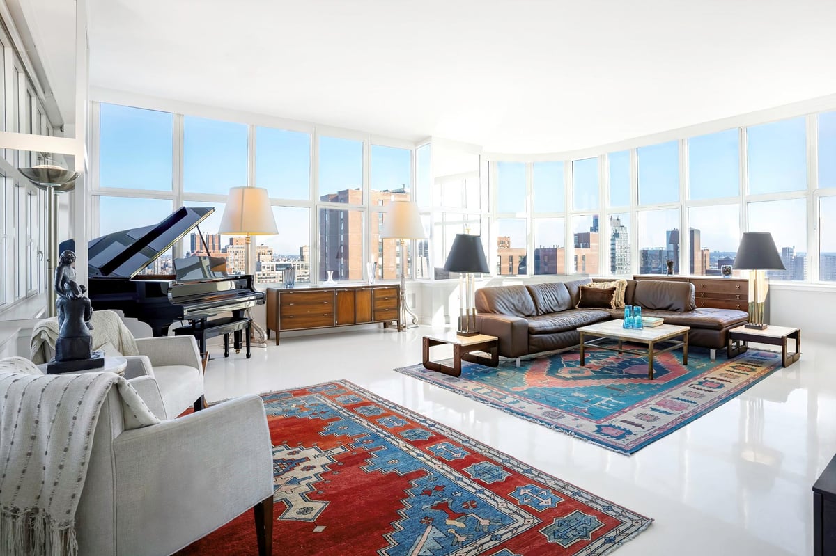 Photo for The Metropolitan - 181 East 90th Street Condominium in Upper East Side, Manhattan