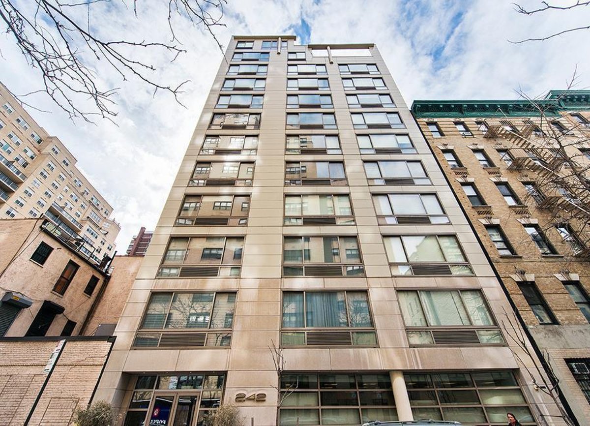 Photo for 242 East 25th Street - 242 East 25th Street Cooperative in Gramercy Park, Manhattan