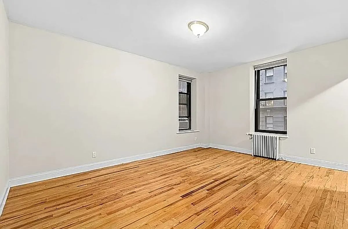 Photo for 150 W 47th Street - 150 West 47th Street Rental Building in Midtown, Manhattan