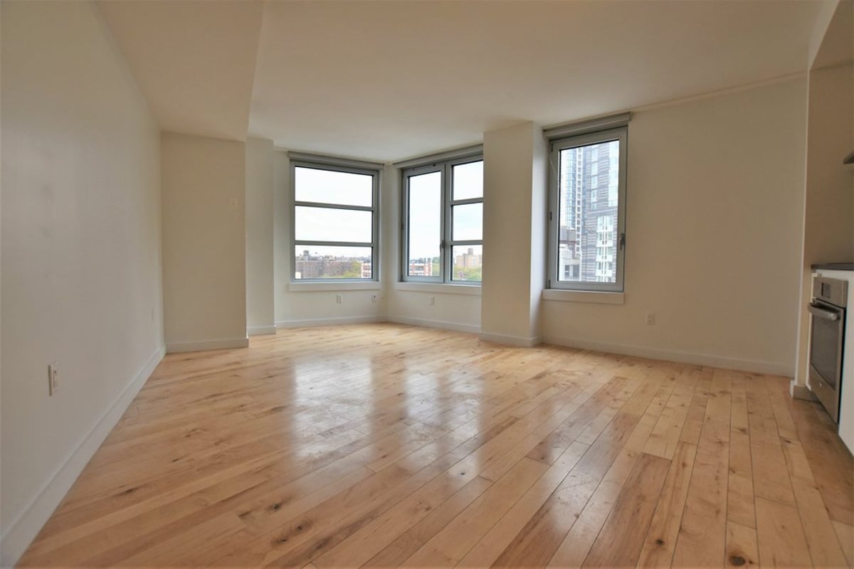 Photo for 85 FLATBUSH AVENUE EXTE - 85 Flatbush Avenue Exte Condominium in Bridge Plaza, Brooklyn