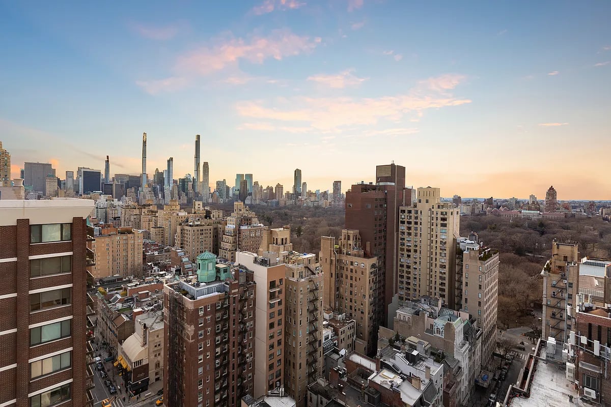 Photo for 45 EAST 80 STREET - 45 East 80th Street Condominium in Upper East Side, Manhattan