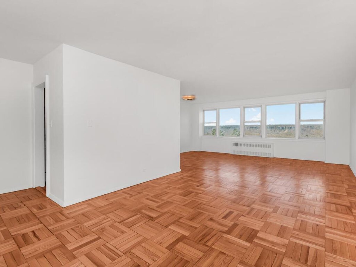 Photo for 4555 HENRY HUDSON PKWY W - 4555 Henry Hudson Pkwy W Cooperative in West Bronx, Bronx