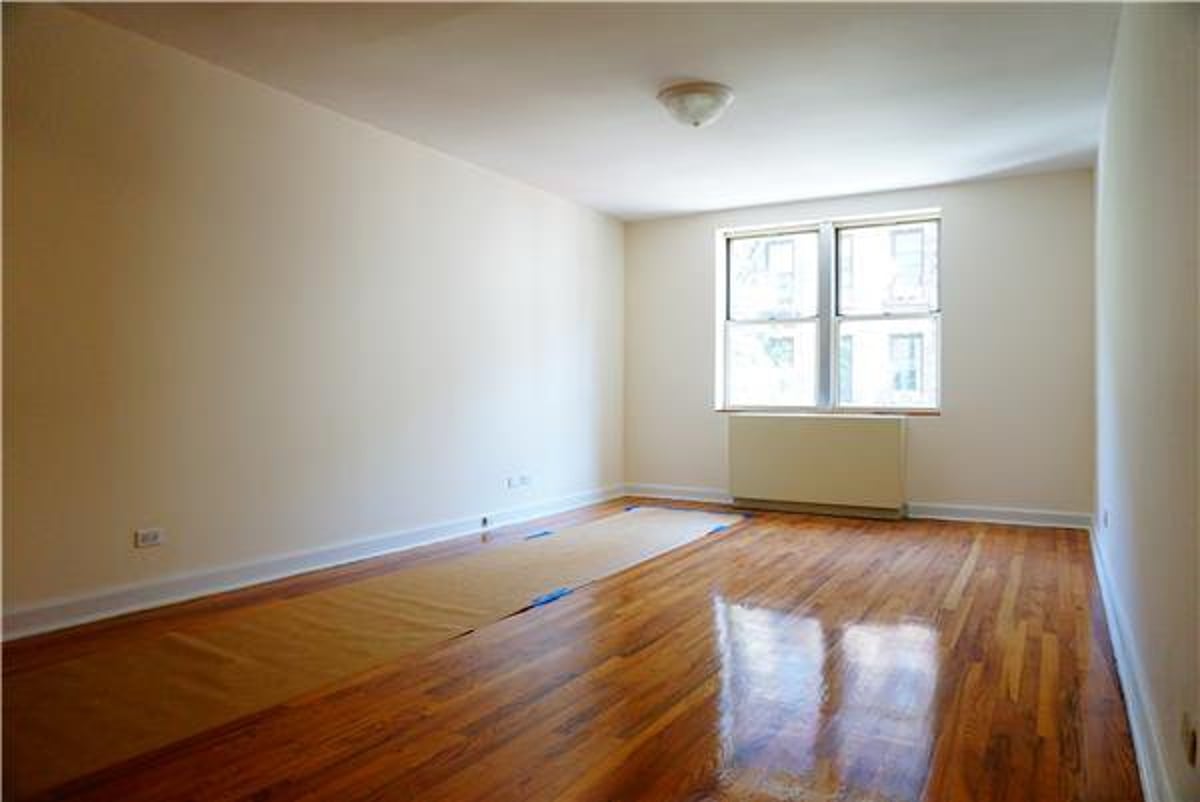 Photo for 30 East End Ave - 30 East End Avenue Rental Building in Yorkville, Manhattan