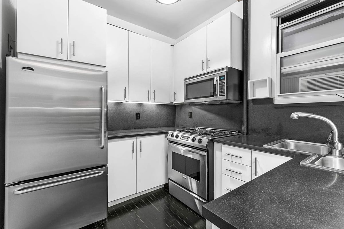 Photo for 234 West 16th Street - 234 West 16th Street Cooperative in Chelsea, Manhattan