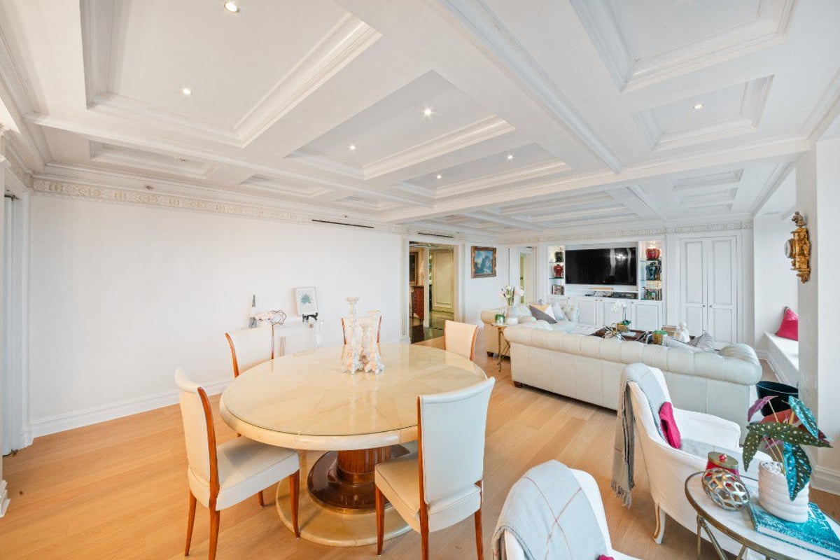 Photo for JW Marriott Essex House - 160 Central Park South Condominium in Midtown, Manhattan