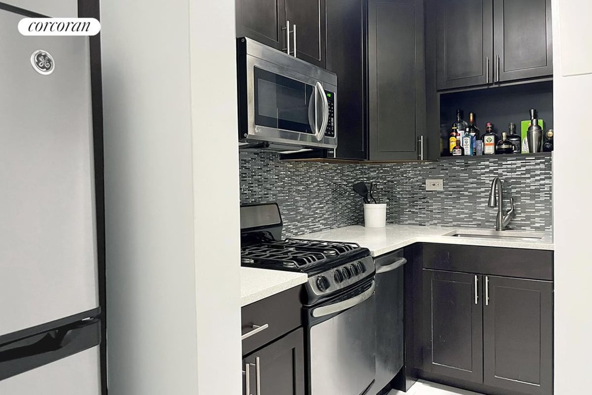 Photo for Gotham Towne House - 153 East 57th Street Cooperative in Midtown East, Manhattan