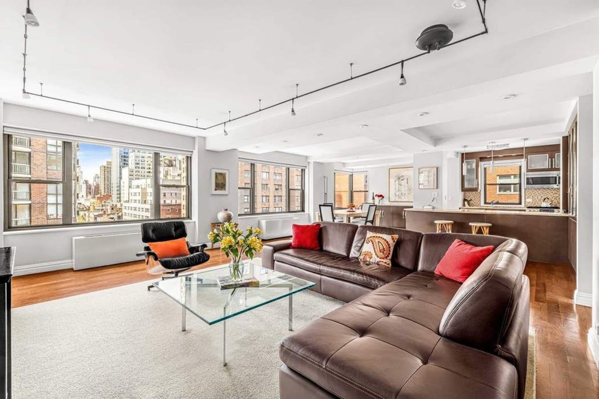 Photo for Riverview South - 55 East End Avenue Cooperative in Upper East Side, Manhattan