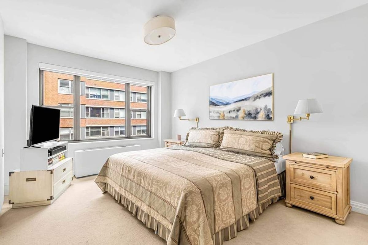 Photo for Riverview South - 55 East End Avenue Cooperative in Upper East Side, Manhattan